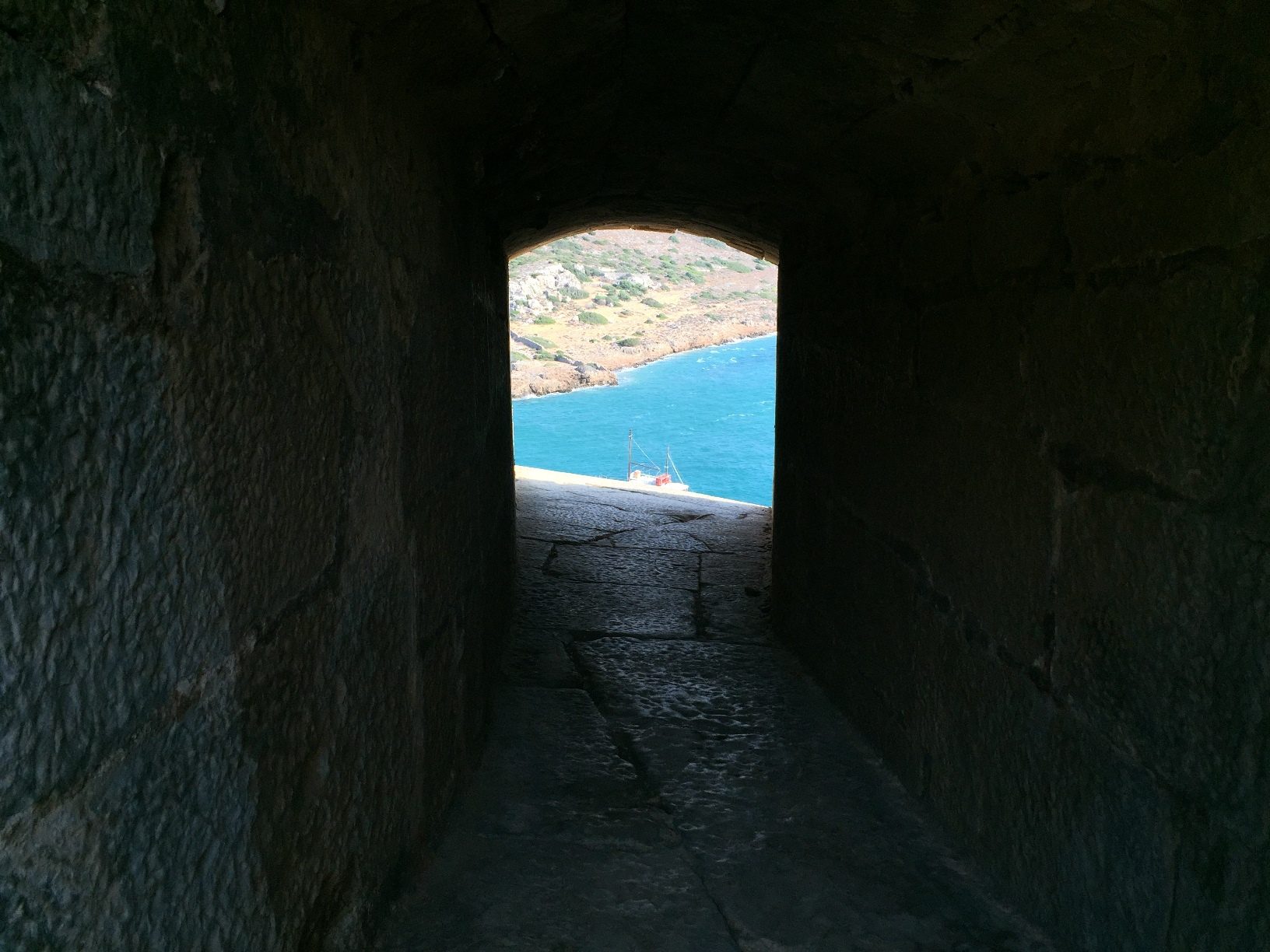 Spinalonga%20leper%20colony%2C%20Crete%20%28by%20Melania%20Stubos%29%20-%2011.JPG
